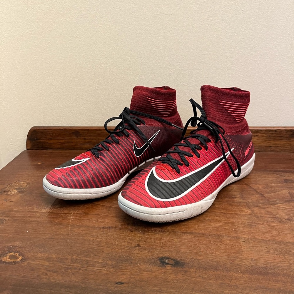 Nike Mercurial X Proximo II DF IC FlyKnit Red Black 831976-606 Men Size 7.5 RARE
